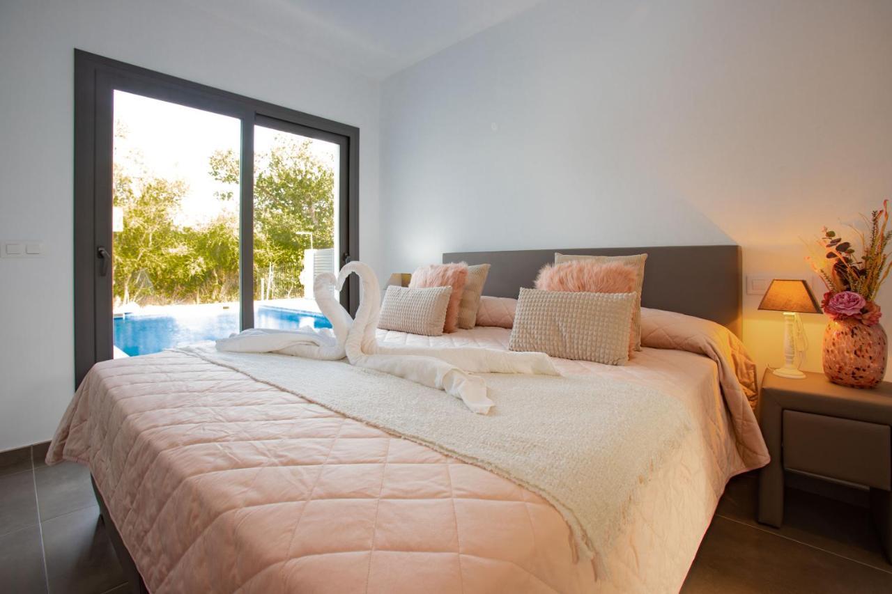 Vila Mas Busca 72 - Roses Costa Brava エクステリア 写真